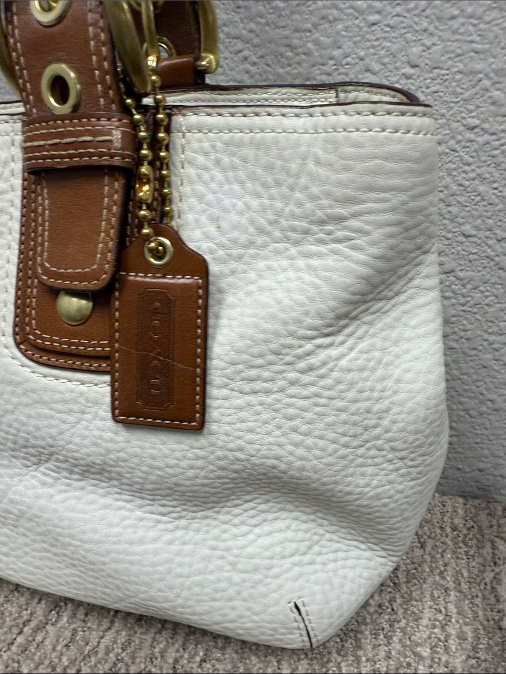Coach SoHo Medium White Leather Shoulder Bag/Tote with Brown Trim - Picture 2 of 11